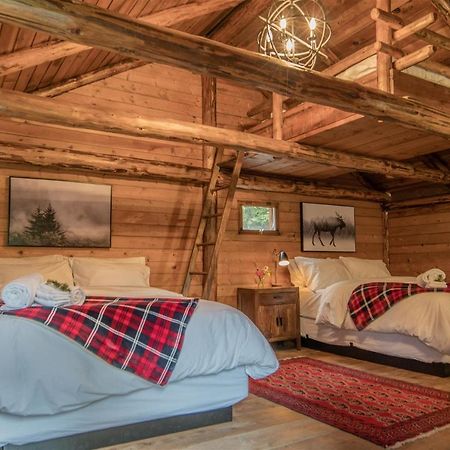 Chute Lake Lodge Naramata Eksteriør bilde