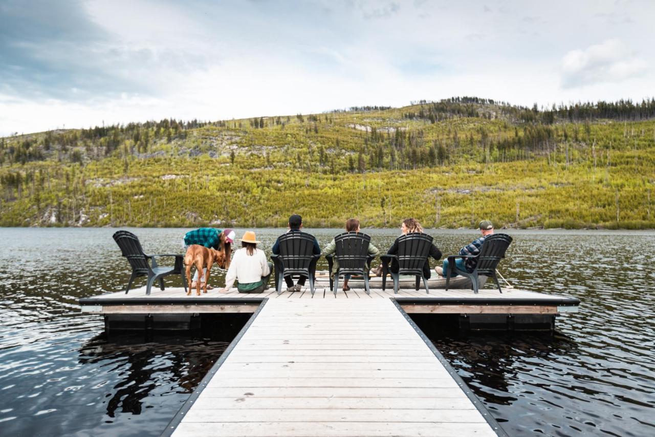 Chute Lake Lodge Naramata Eksteriør bilde
