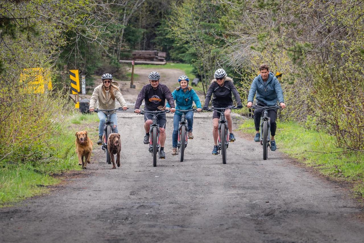 Chute Lake Lodge Naramata Eksteriør bilde