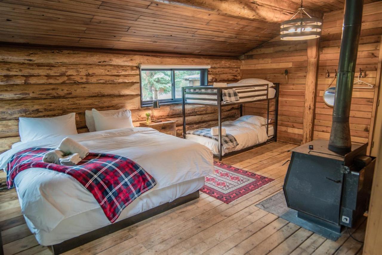 Chute Lake Lodge Naramata Eksteriør bilde