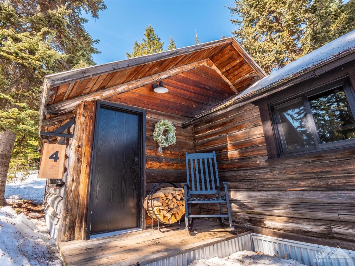Chute Lake Lodge Naramata Eksteriør bilde
